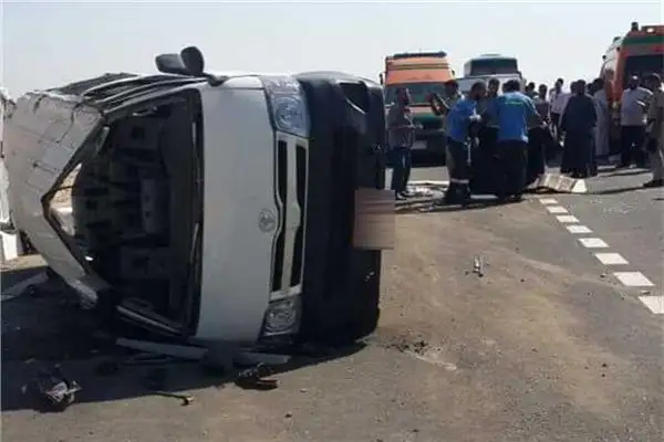 إصابة 9 أشخاص في حادث انقلاب ميكروباص بأطفيح