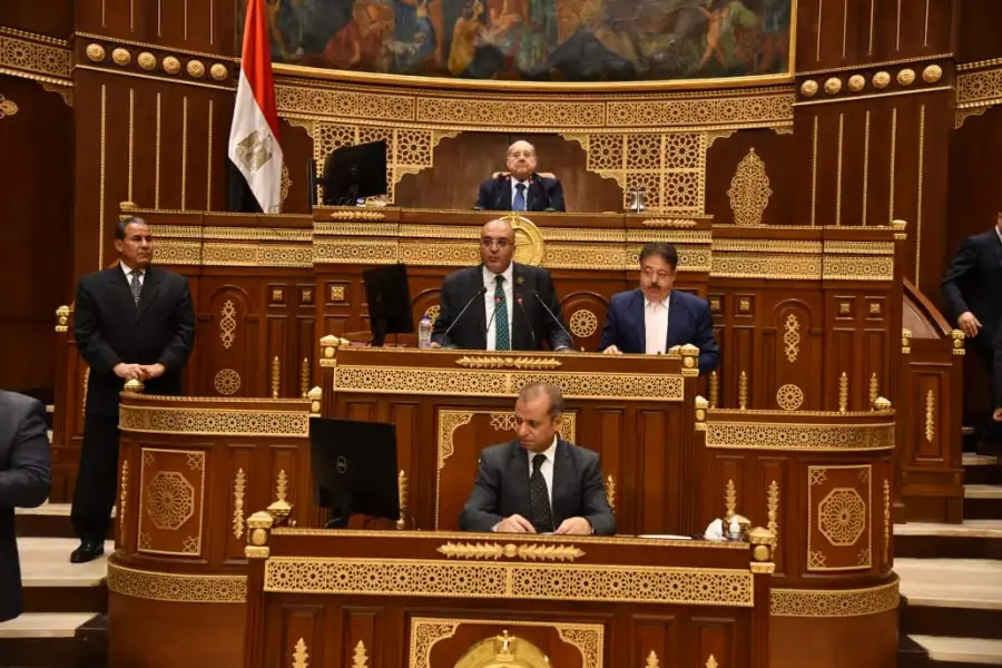 مجلس الشيوخ يبدأ مناقشة دراسة نائب التنسيقية عمرو عزت بشأن سوق الكربون
