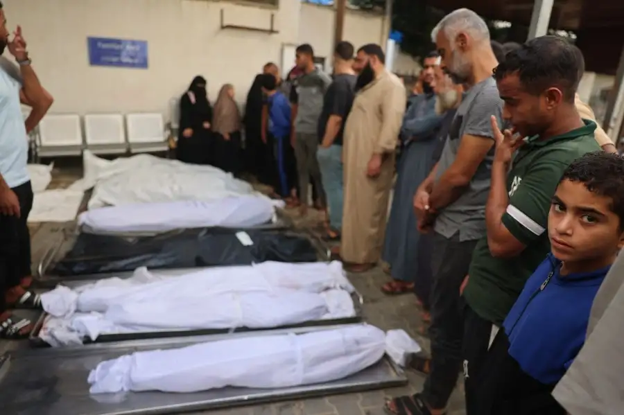 شهيد كل 10 عشر دقائق.. الصحة العالمية: 70% من ضحايا غزة نساء وأطفال