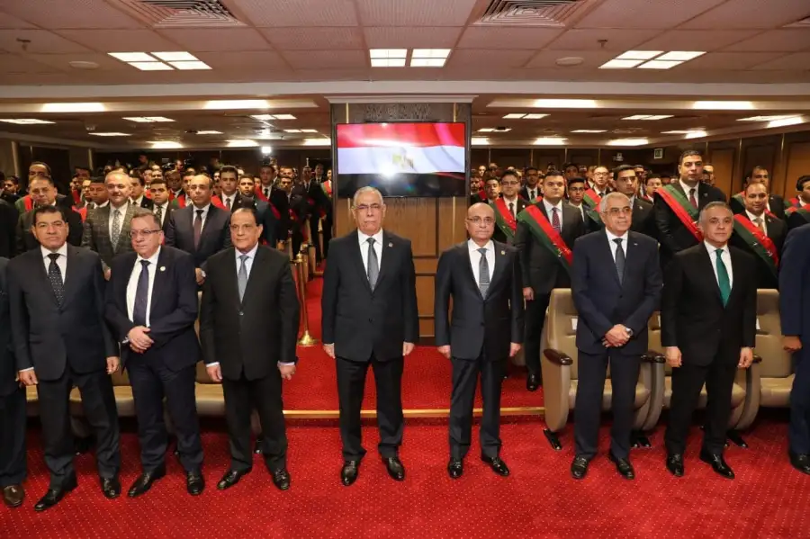 أعضاء النيابة العامة الجدد يؤدون اليمين القانونية أمام وزير العدل بحضور النائب العام