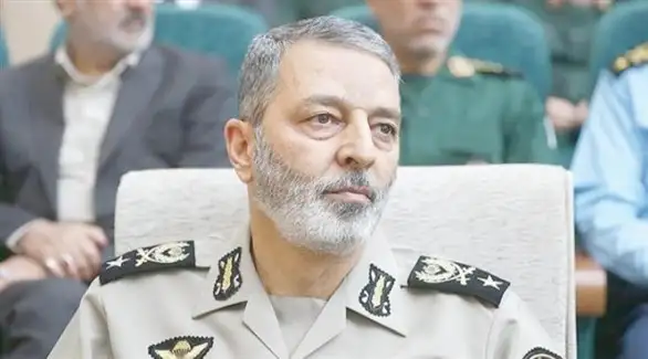قائد الجيش الإيراني يوجه تحذيرا بشأن القوة العسكرية لبلاده