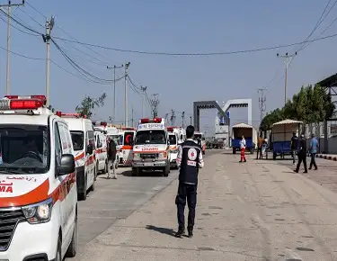 معبر رفح يواصل العمل في ثالث أيام الهدنة بقطاع غزة