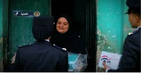 إصابة شخص صدمته سيارة مسرعة بالهرم