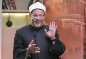 المفتي: الرئيس السيسي إنسان نبيل وحكيم عفيف اللسان ومهموم بقضايا الوطن