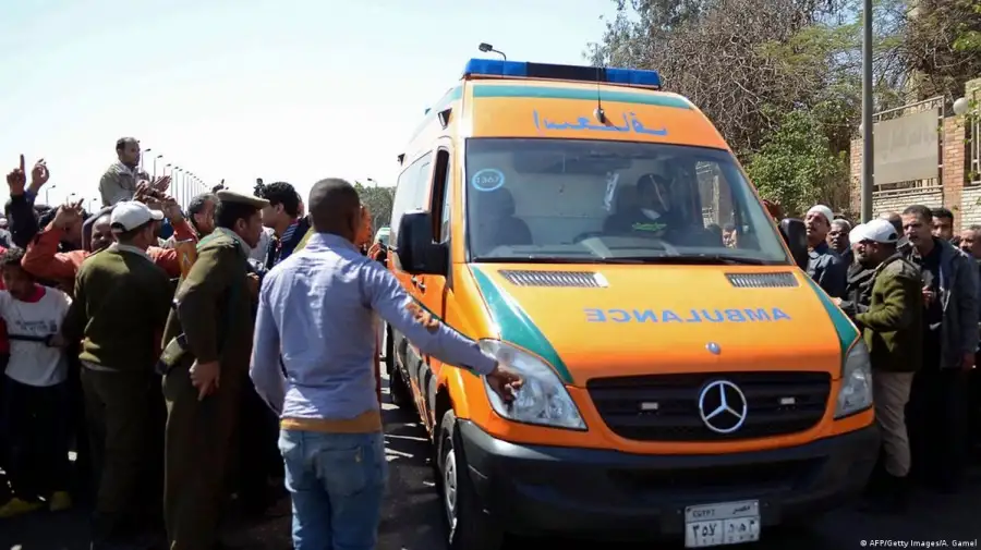مصرع شخص وإصابة أخر في حادث تصادم سيارة بيجو وموتسيكل بالأقصر