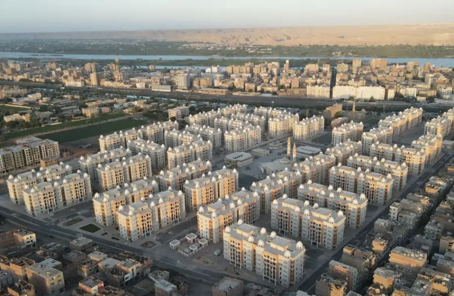 وزير الإنتاج الحربي يتابع آخر مستجدات المشروعات الجاري تنفيذها