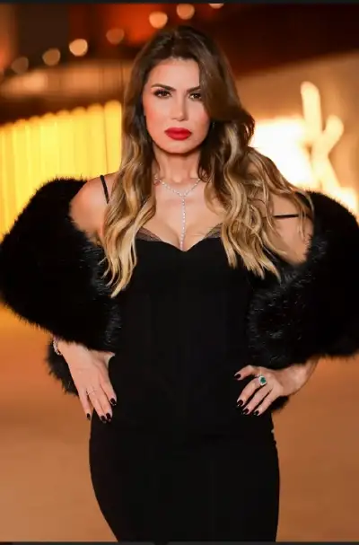 نجلاء بدر بإطلالة ساحرة في مهرجان الجونة السينمائي