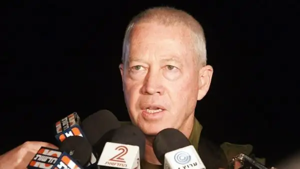 وزير الدفاع الإسرائيلي: ندفع يوميا ثمنا باهظا في غزة والحرب ستكون طويلة ومتواصلة