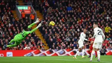 مانشستر يونايتد يحرم ليفربول من استعادة قمة الدوري الإنجليزي