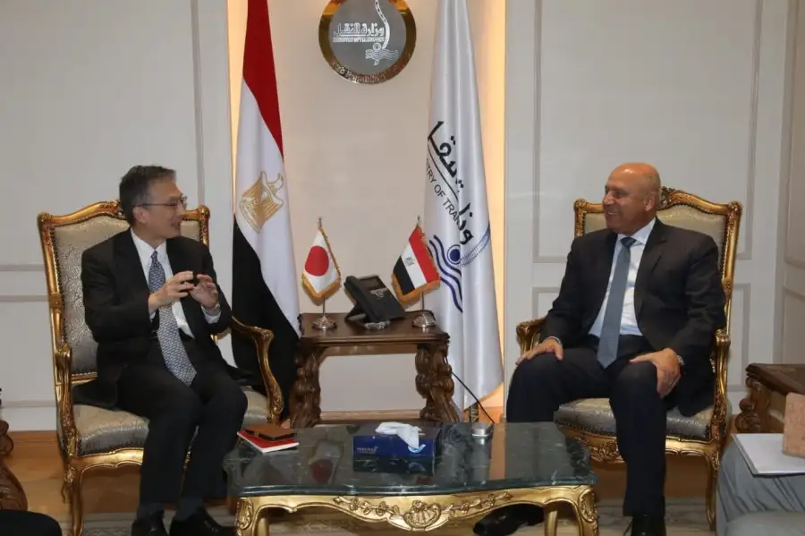 وزير النقل يبحث مع السفير الياباني بالقاهرة تقدم أعمال تنفيذ المرحلة الأولى للخط الرابع للمترو