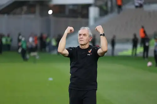 شوقي: جماهير الأهلي تضغط علينا.. وفرحة كولر بالبرونزية زائدة