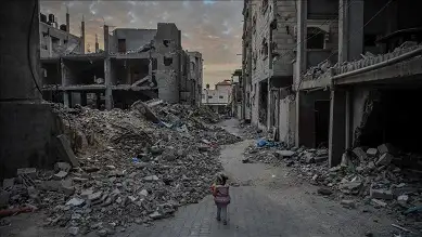 نائب أيرلندي يتهم فون دير لاين بإعطاء الضوء الأخضر لإبادة الفلسطينيين