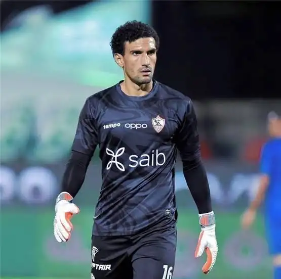 عواد يعلن تجديد عقده مع الزمالك