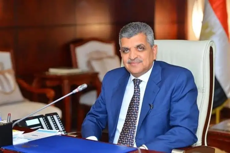 أسامة ربيع يبحث مع ميرسك التعاون المستقبلي وسياسات الإبحار في ظل تطورات الأوضاع