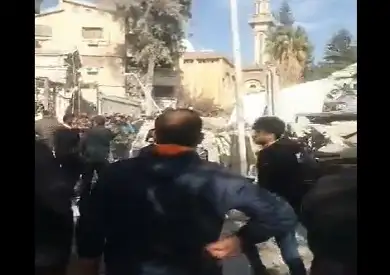سكاي نيوز عربية: أنباء عن استهداف إسرائيل شخصية مهمة في انفجار دمشق