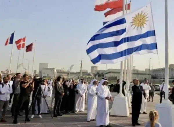 احتجوا على تأجيل الانتخابات.. الشرطة السنغالية تفرق متظاهرين باستخدم الغاز المسيل للدموع