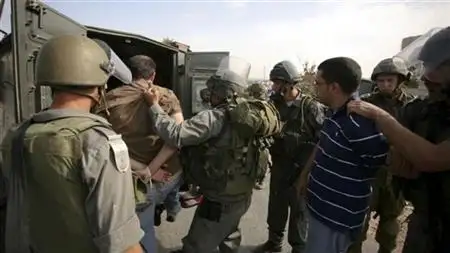جيش الاحتلال يعترف باعتقال 100 شخص من داخل مجمع ناصر جنوبي غزة