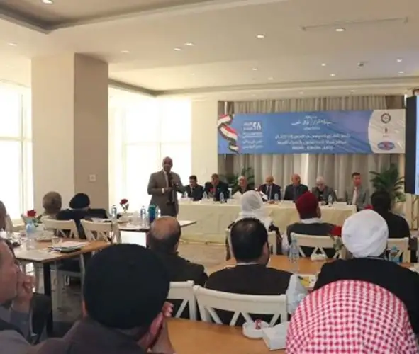 مديرية العمل بمطروح: حوار مجتمعي لتقييم الآثار البيئية لمواقع شركة بترول بالمحافظة