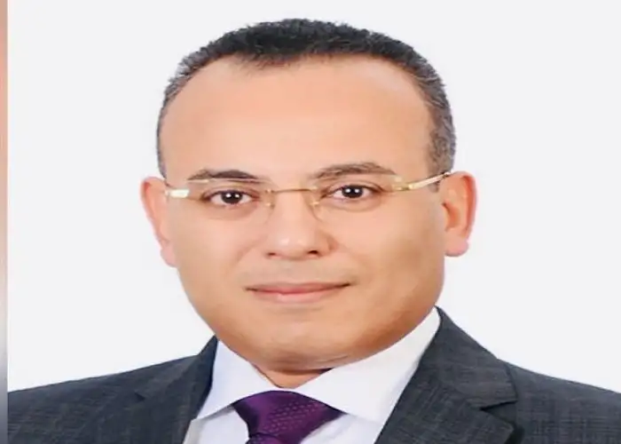 الرئاسة: تضحيات الشهداء مصدر فخر لنا.. والرئيس السيسي يتابع احتياجات المواطنين شخصيا ‏