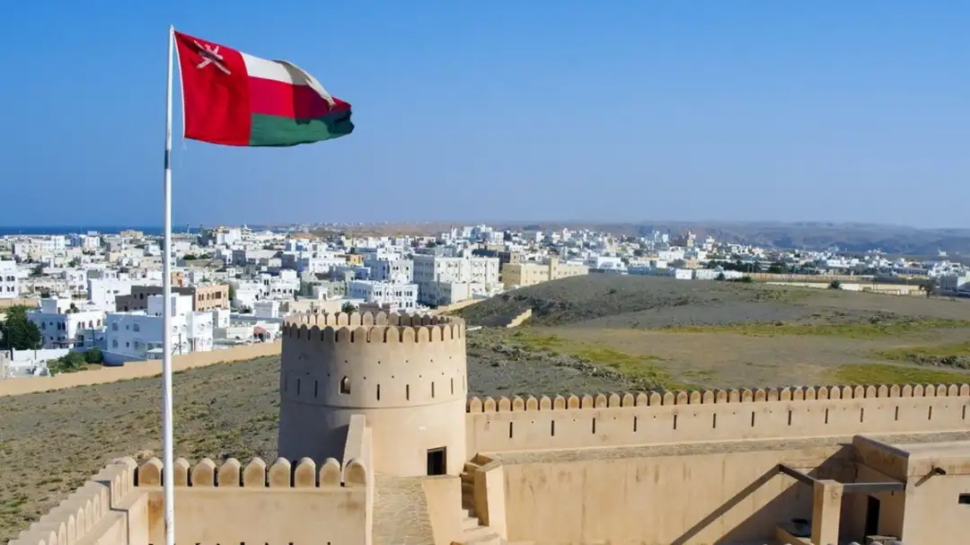 مباحثات عًمانية إيرانية تركز على القضايا الراهنة على الساحتين الإقليمية والدولية