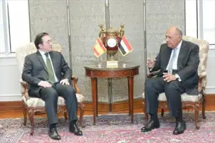 شكري: نشكر إسبانيا على دورها في تعريف الاتحاد الأوروبي بما تواجهه مصر من تحديات
