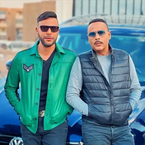 محمود عبدالمغني ضابط شرطة يطارد محمد عادل إمام في كوبرا