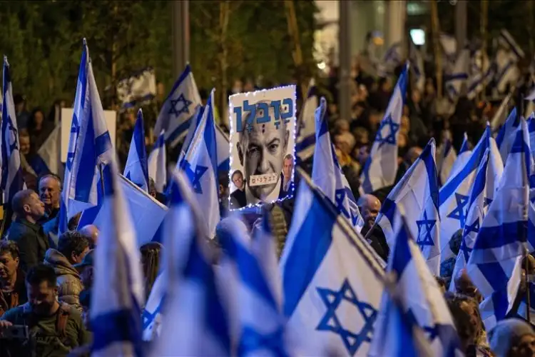 القدس تشهد مظاهرة كبيرة ضد الحكومة الإسرائيلية لليوم الرابع