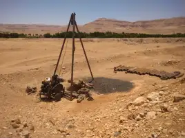 جهود أمنية لانتشال مزارع سقط فى بئر بالأراضى الصحراوية على عمق 23 مترا فى المنيا