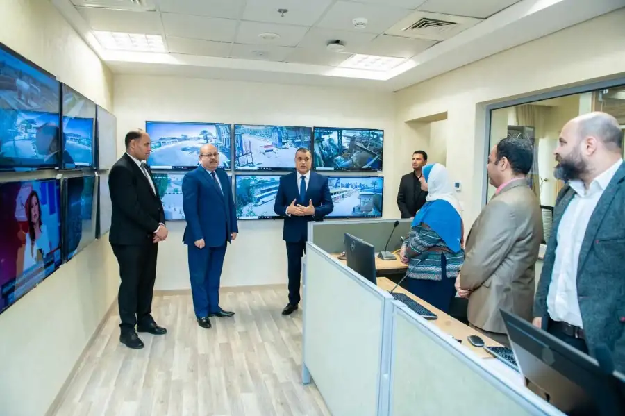 وزير الدولة للإنتاج الحربي يفتتح مركز إدارة الأزمات بمقر العاصمة الإدارية