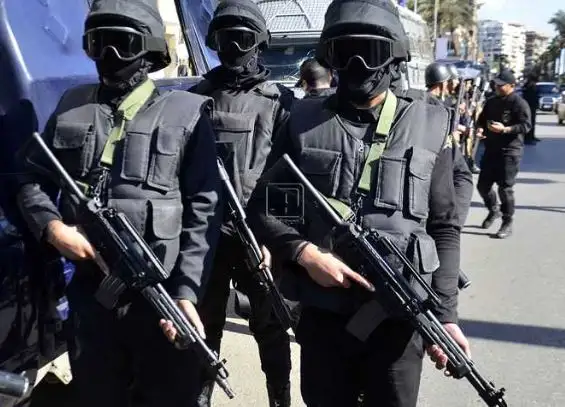 أسيوط: مقتل 3 مطلوبين بعد تبادل لإطلاق النار مع الشرطة في بؤرة إجرامية بقرية المعابدة