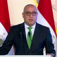 وزير الإسكان: إيقاف نظام التخصيص بالدولار من الخارج بداية من الشهر الجاري