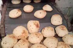 هل تعمل المخابز البلدية خلال أيام عيد الأضحى؟ الشعبة تجيب