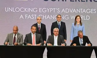 رئيس الوزراء: توقيع 4 اتفاقيات في مجال الأمونيا الخضراء مع المطورين الأوروبيين بتكلفة استثمارية 33 مليار دولار