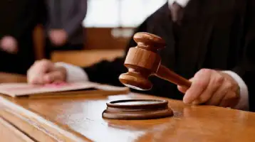 بسبب 20 جنيها.. تأجيل محاكمة المتهمين بقتل طالب في الشرقية