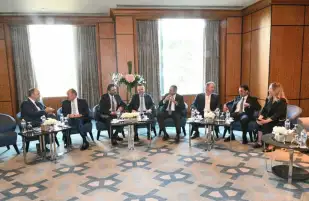 عاجل...عباس: أدعو جميع المستثمرين لاغتنام الفرص الواعدة التي يوفرها سوق العقارات المصرية