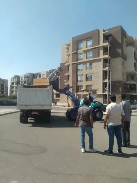 حملات مكبرة على وصلات المياه الخلسة وتحصيل المديونيات وضبط مركبات "توك توك " بمدينة بدر