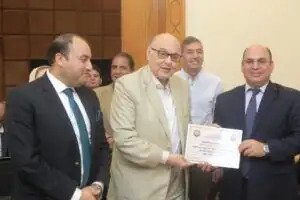 بالصور”التغيرات المناخية وتنمية الإنتاج الزراعى لتحقيق الامن الغذائى المصرى” ندوة بـ “حزب الغد”