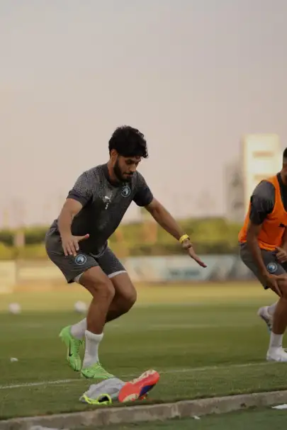 بيراميدز يختتم تدريباته قبل السفر للإمارات