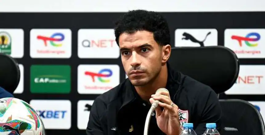 عمر جابر يتواجد مع جوميز في المؤتمر الصحفي استعداداً لمراجهة بيراميدز