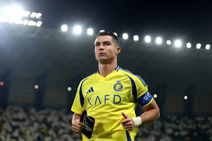 رونالدو يستعد لاتخاذ قرار بشأن مسيرته مع النصر