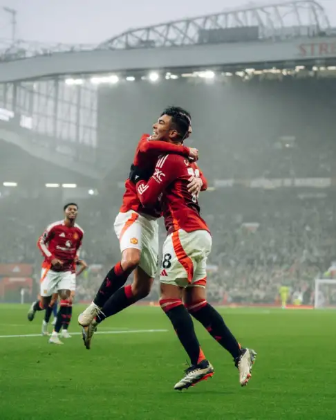 مانشستر يونايتد يحيط بليستر سيتي بثلاثيه نظيفه في الدوري الانجليزي
