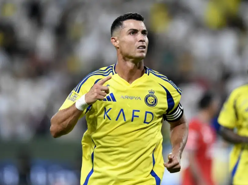 مورينيو: رونالدو قد يأتي لزيارتي أو تناول الطعام