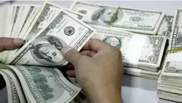 ضبط قضايا اتجار في العملات الأجنبية بقيمة 7 ملايين جنيه