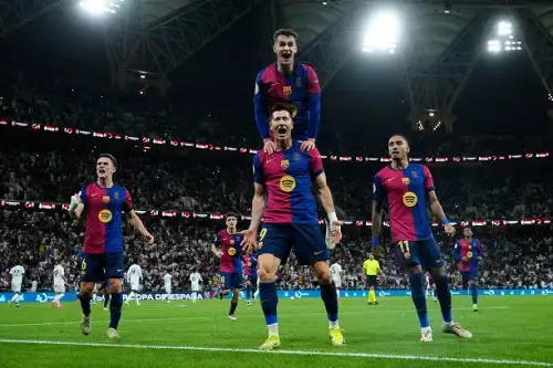 برشلونة يقسو على ريال مدريد بخماسية ويتوج بالسوبر الإسباني