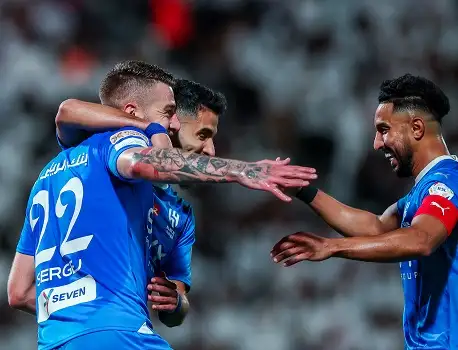 الهلال يحتكر جوائز الأفضل في شهر يناير بالدوري السعودي