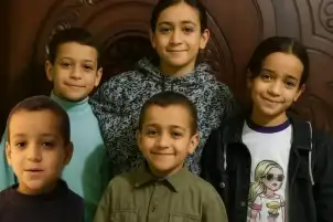النيابة العامة بالمنيا تقرر عرض والدة أطفال ديرمواس المتوفين على الطب الشرعي لأخذ عينات منها لفحصها