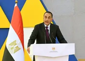 رئيس الوزراء: بناء الأمم لن يتحقق بدون بناء العقول.. وأغلى ما تملكه مصر هي عقول شبابها
