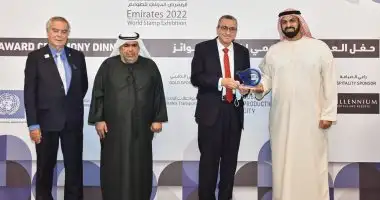 الإمارات تكرم البريد المصري لمشاركته المتميزة بطوابع تاريخية ونادرة